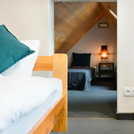 Sasanka فندق مبيت وإفطار 3*